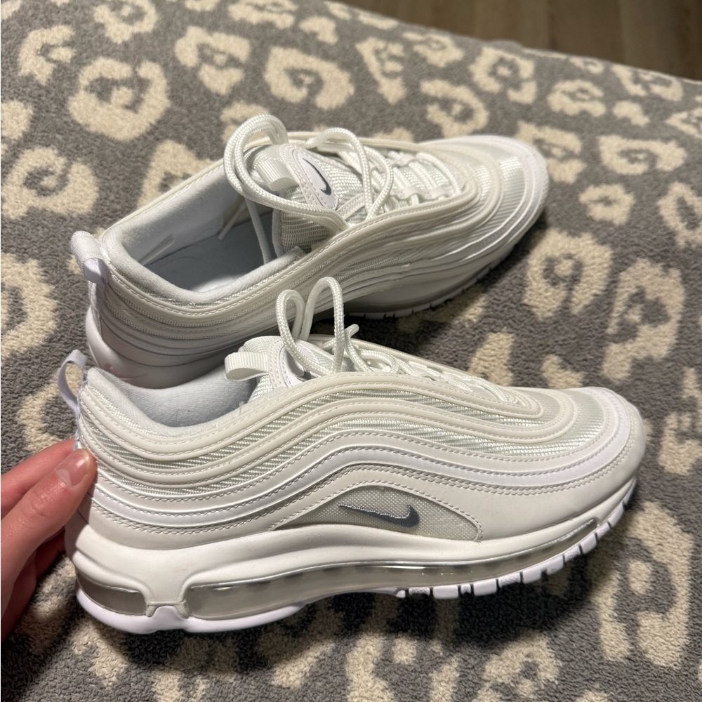 Never Worn Like New Mens Nike Air Max 97 White